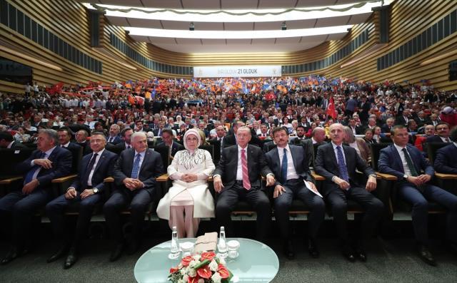 Erdoğan 'Size bir müjde' diyerek duyurdu: Vatandaşlarımız hazırsa TOKİ konutlarını yapmaya başlıyoruz