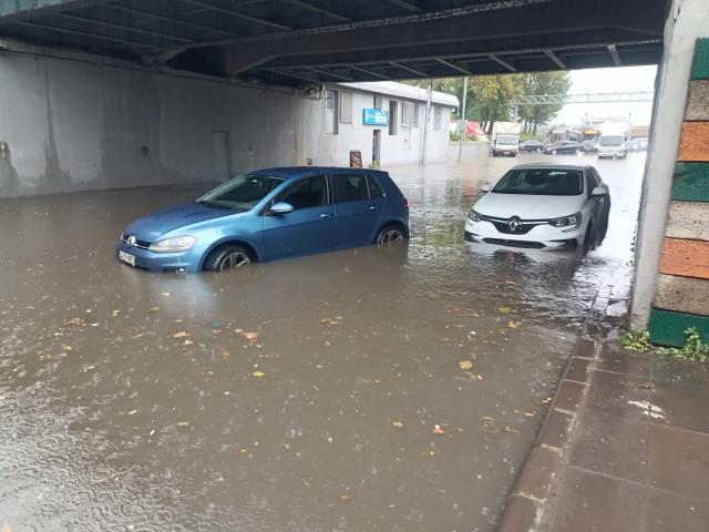İstanbul'da yağış ne kadar sürecek? İmamoğlu hafta sonu için bambaşka bir tabloyu işaret etti
