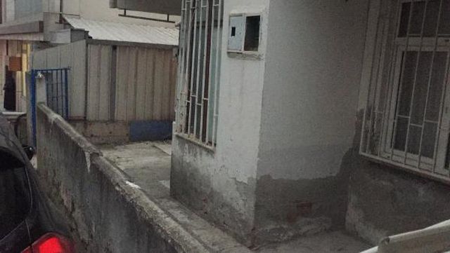 Kiracının oğlu, kiraya zam isteyen ev sahibinin oğullarını pompalı tüfekle vurdu