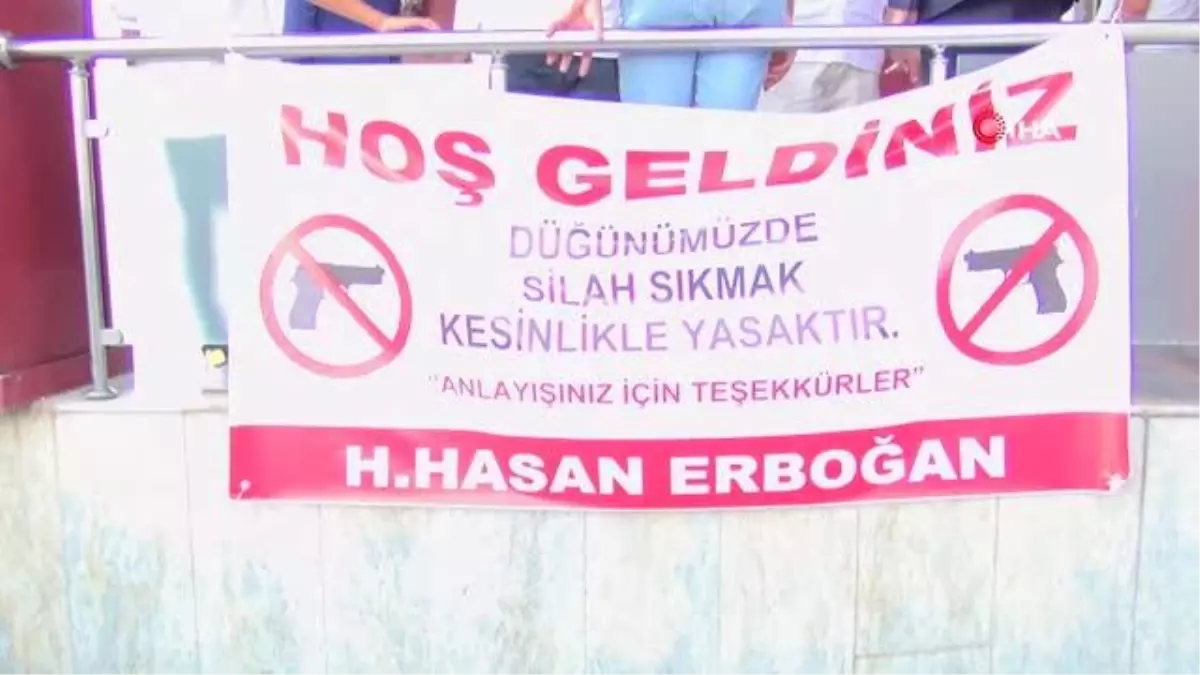 Son dakika haberleri! Mardin'deki aşiret düğününde örnek pankart: 'Düğünümüzde silah sıkmak kesinlikle yasaktır'