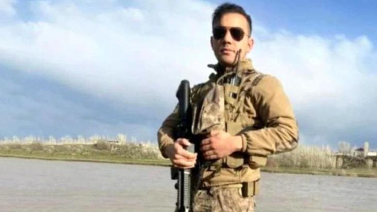 Evlilik hazırlığındaydı! Merdivenden düşen Özel Harekat Polisi hayatını kaybetti
