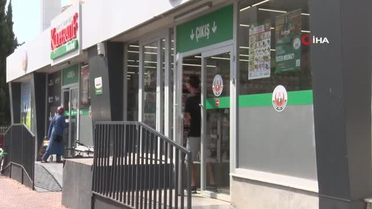 Poşetleri doldurup çıktılar, Cumhurbaşkanı Erdoğan'a teşekkür ettiler