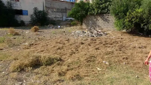 4 günlük bebeği boş araziye bırakıp kaçtılar