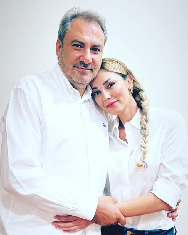 Boşandıktan 5 ay sonra evlilik kararı alan Petek Dinçöz, kına gecesinde kurtlarını döktü