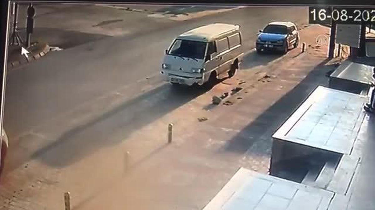 Büyükçekmece'de tırın çarptığı bisikletli çocuk ağır yaralandı