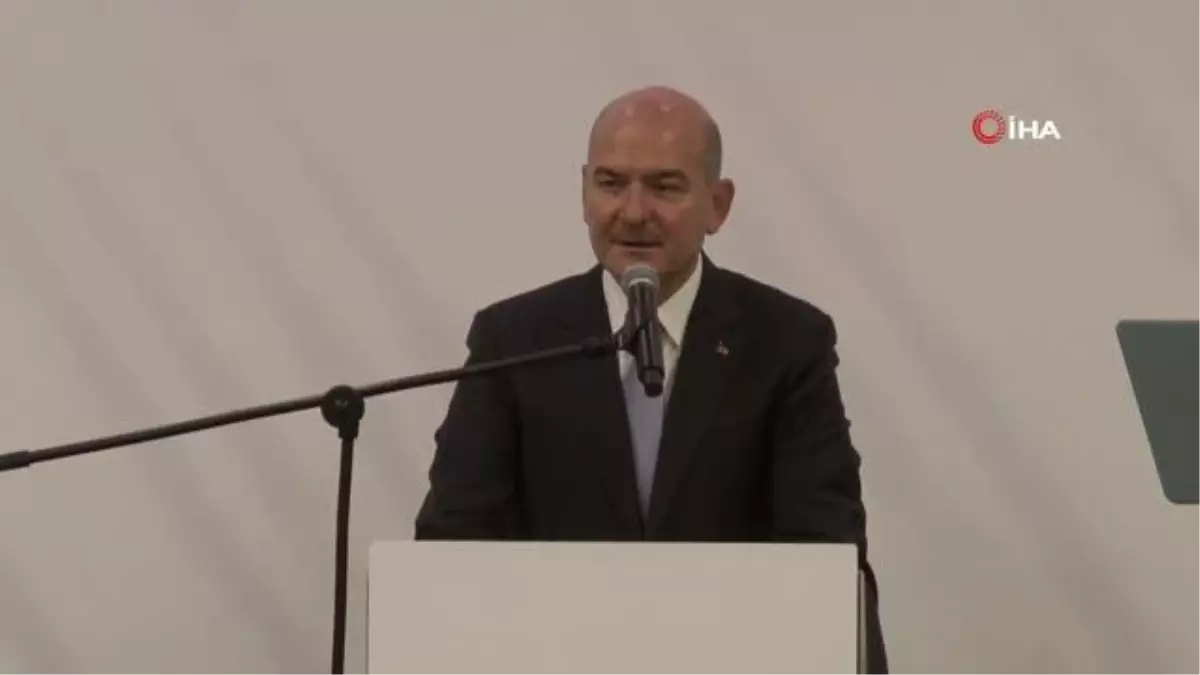 İçişleri Bakanı Soylu, 'İstanbul'da ki toplanma alanlarının alt yapısını dört dörtlük olabilmesi için kendimize bugünden itibaren 1 yıl süreç koyduk'