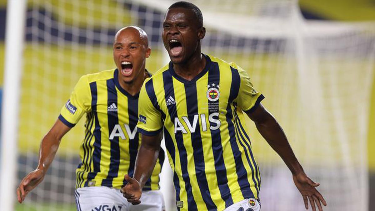 Son Dakika: Samatta,Genk'te! Fenerbahçe'de ayrılık resmen gerçekleşti