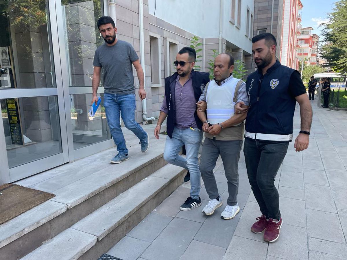 Afyon haber! Afyonkarahisar'da 2 kişiyi öldüren, bir kişiyi yaralayan zanlı tutuklandı