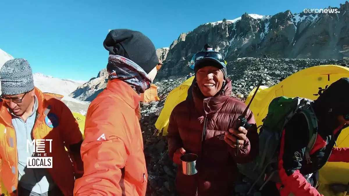 Everest Dağı'nın zirvesine kuzeydoğudan ulaşan ilk Arap kadın: Dolores Al Shelleh