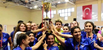 Ortacalı sporcular İşitme Engelliler Kadın Futsal Türkiye Şampiyonası'nda şampiyon oldu