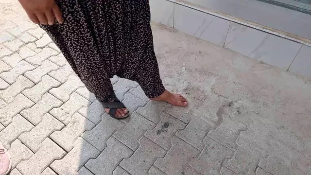 Ucuz halı izdihamı yaşanan mağaza ruhsatsız çıkınca kapısına kilit vuruldu