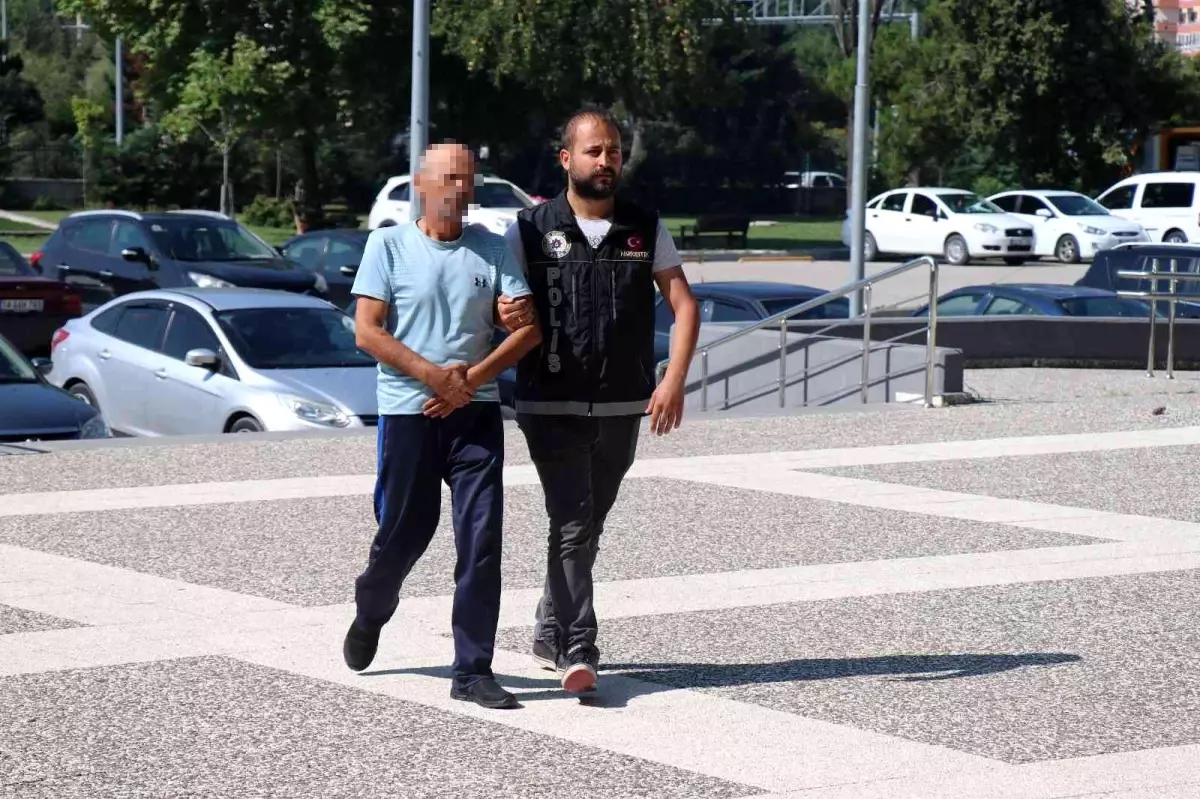Yolcu otobüsünde bin 700 uyuşturucu hap ele geçirildi: 1 gözaltı