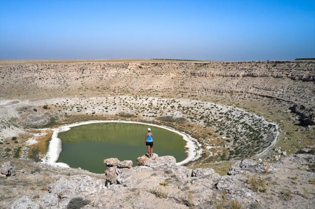 Avustralyalı aktivist küresel su sorunu için Tuz Gölü'nde maraton koştu