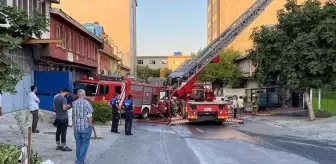 Beylikdüzü'nde korkutan yangın