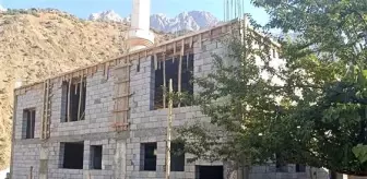 Çanaklı Köyü Camii hızla yükseliyor