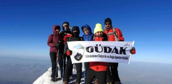 Gümüşhane spor haberleri: Gümüşhaneli dağcılar 10. kez Türkiye'nin çatısına çıktı
