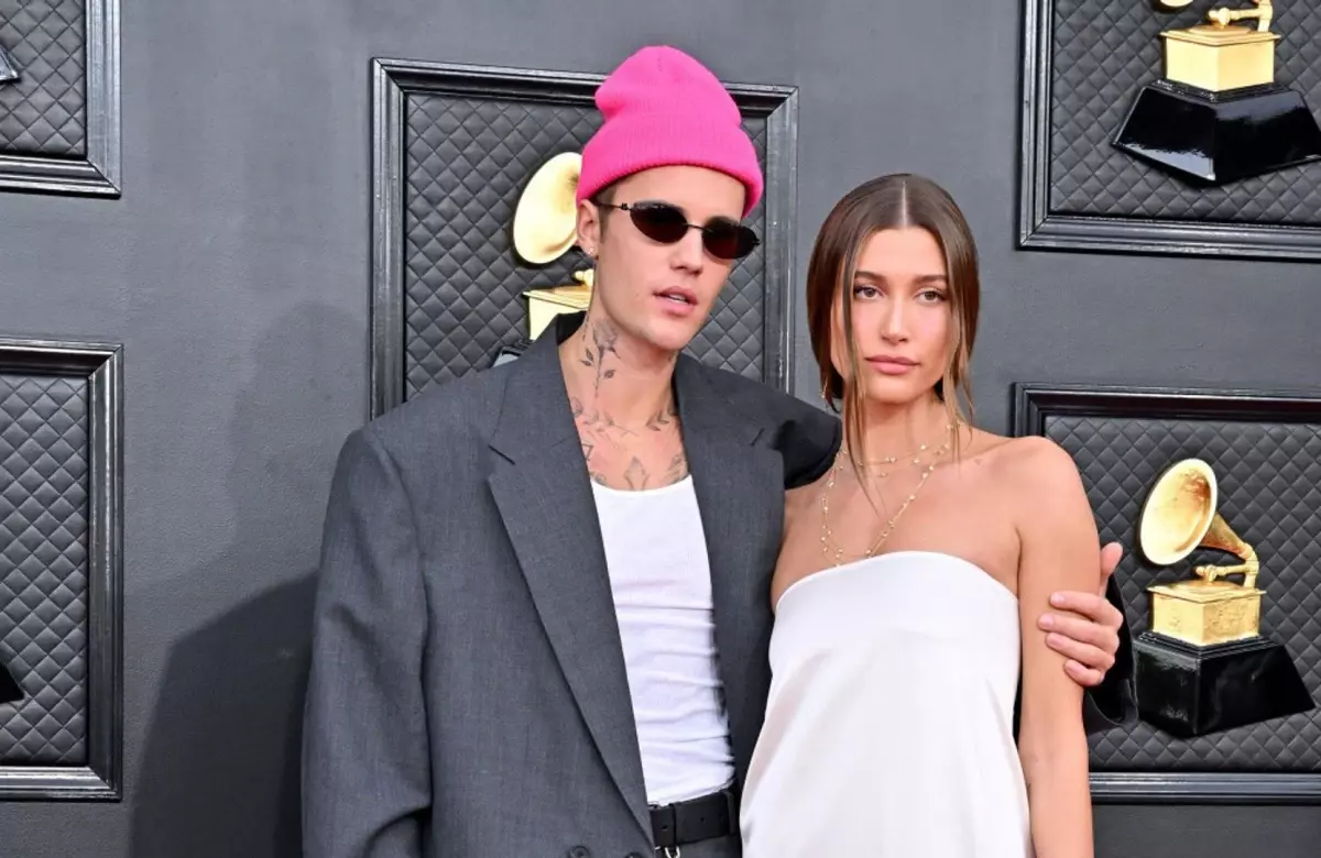 Hailey Bieber: 'Justin Bieber'la evliliğime çok çaba harcıyorum'