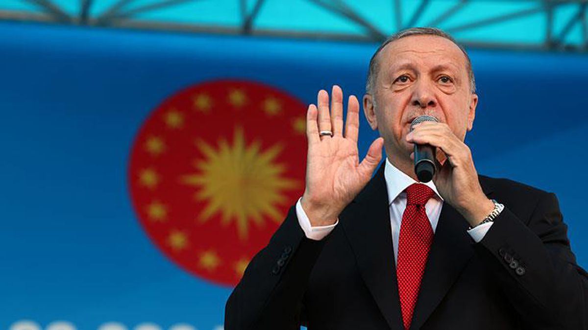 Cumhurbaşkanı Erdoğan, İmamoğlu'nun tatillerini eleştirip İstanbullulara çağrı yaptı: Ders vermeye hazır mısınız?