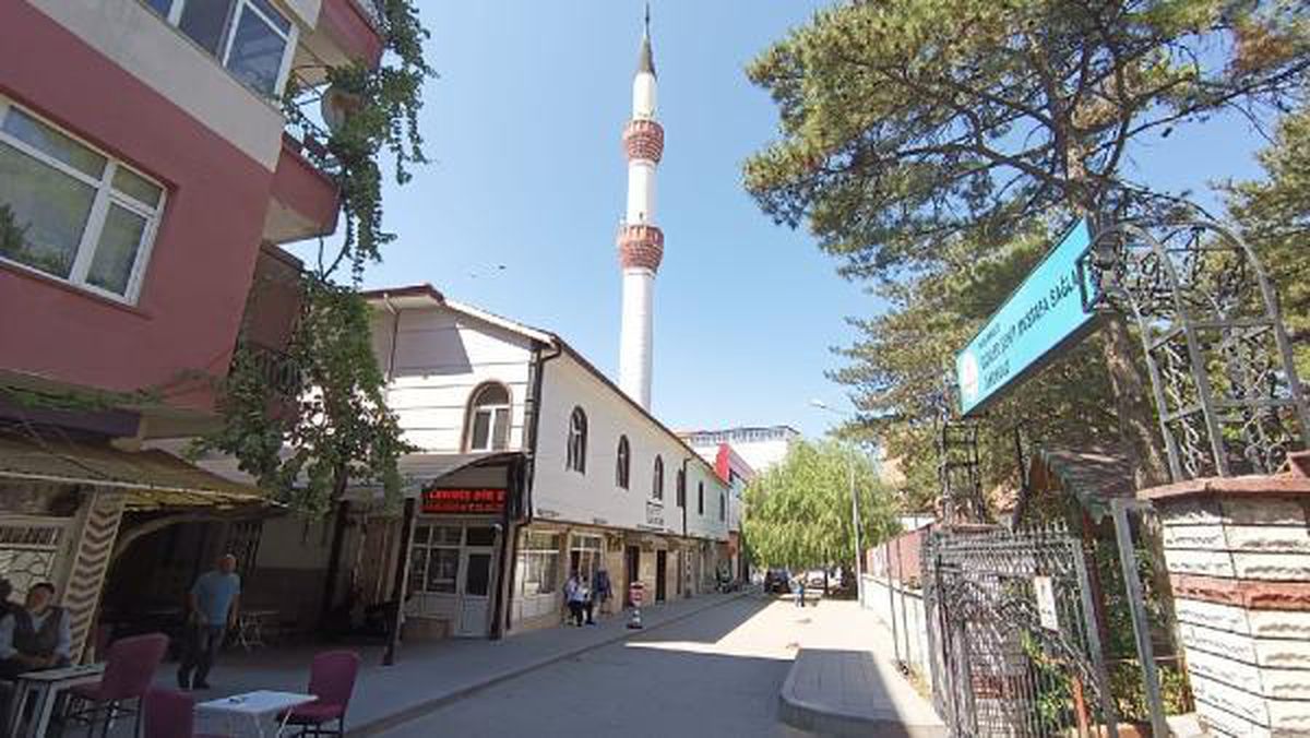 İmam ve müezzine 'zimmet' soruşturması açıldı, cemaatte huzur kalmadı: Huşu içerisinde namaz kılamıyoruz