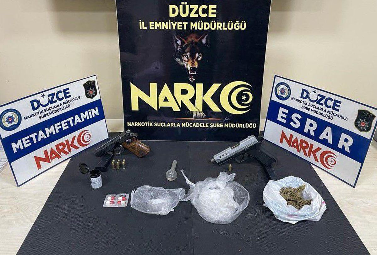 Son dakika haberleri! Düzce'de uyuşturucu operasyonunda 3 kişi tutuklandı