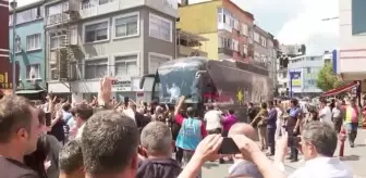 İYİ Parti Genel Başkanı Akşener'den esnaf ziyareti