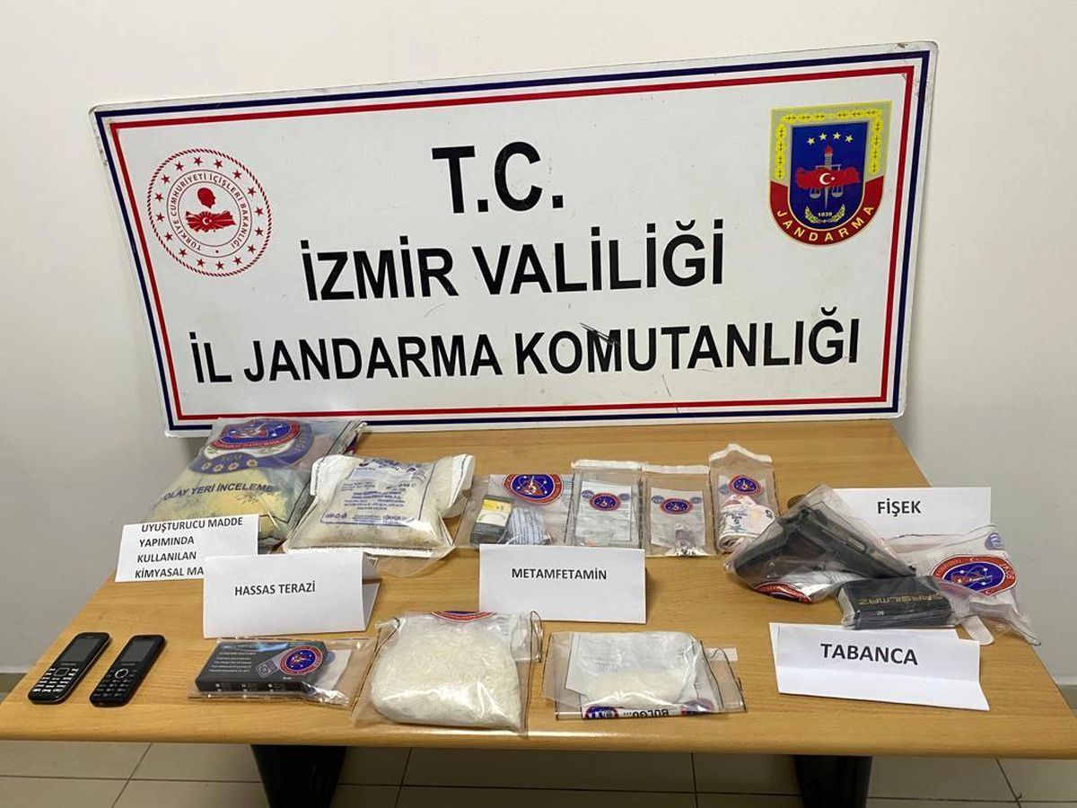 İzmir haber! Jandarma, Tire'de uyuşturucuya geçit vermiyor