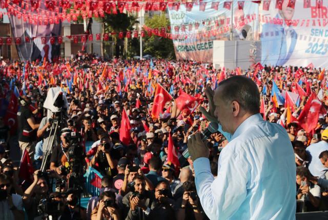 Son Dakika: Cumhurbaşkanı Erdoğan müjdeyi verdi! Geçen yıl 13 lira olan sultani kuru üzümün alım fiyatı 27 liraya çıktı