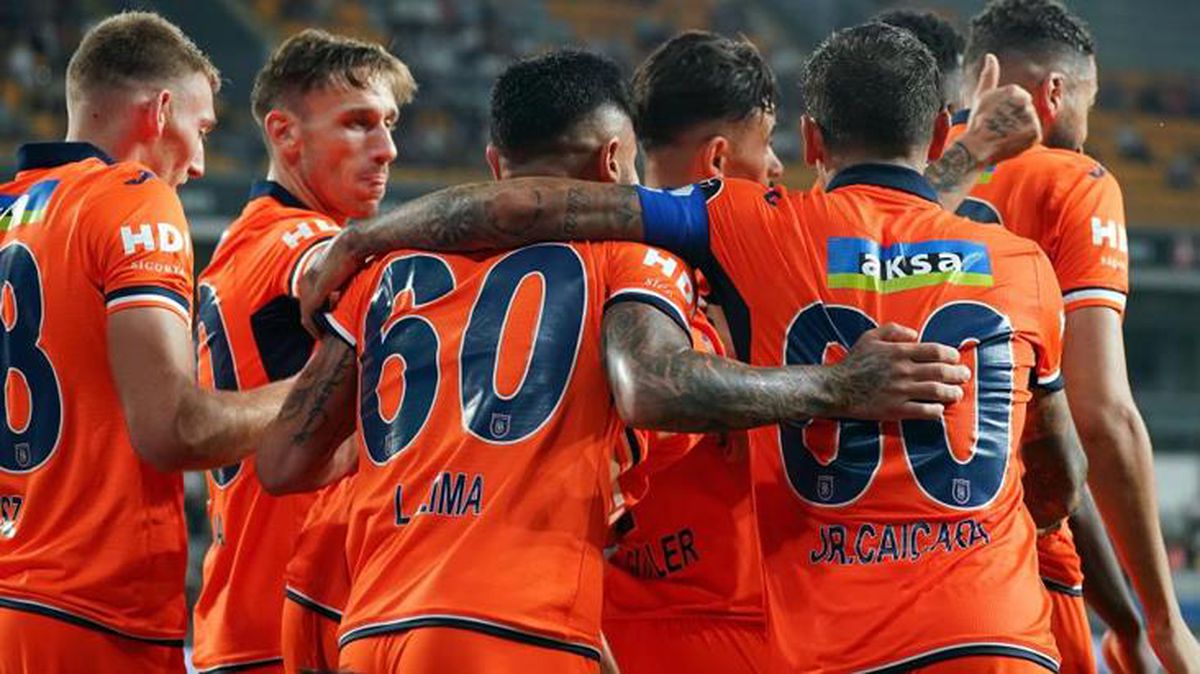 Başakşehir'in bileğini kimse bükemiyor! Kayserispor'u çok rahat geçtiler