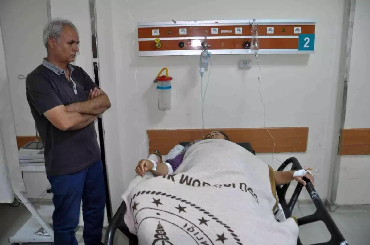 Mardin haberleri: Derik'teki kazada yardıma gitti, tırın kaportası üzerine düştü