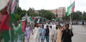 Eskişehir gündem haberleri | Karaçi'de İmran Han'a karşı protesto yürüyüşü düzenlendi