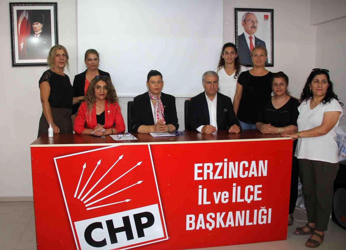 Erzincan haberi: CHP Kadın Kolları Genel Başkan Yardımcısı Pehlivan Erzincan'da partililerle buluştu