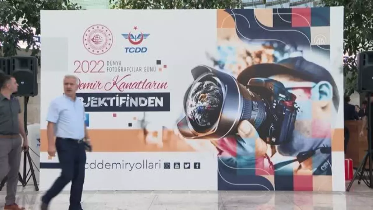 Demir Kanatların Objektifinden Karma Fotoğraf Sergisi açıldı