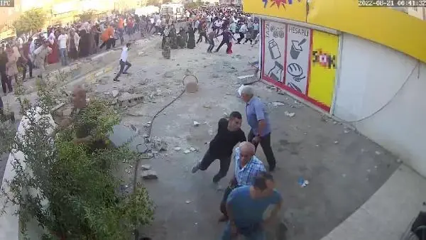 Mardin'de 20 kişinin yaşamını yitirdiği kazada yeni görüntüler ortaya çıktı Mardin'de 20 kişinin yaşamını yitirdiği kazada yeni görüntüler ortaya çıktı