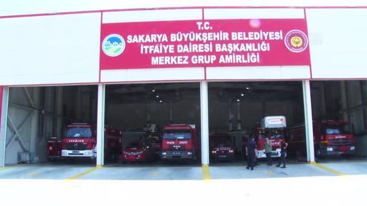 İtfaiyeci adayları zorlu eğitimden geçiriliyor