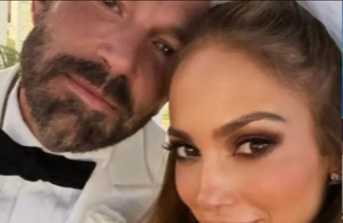 Jennifer Lopez ve Ben Affleck aşkın doruklarında!