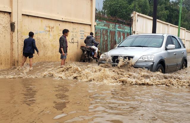 Yemen'de yıldırım düşmesi sonucu bir günde 13 kişi öldü