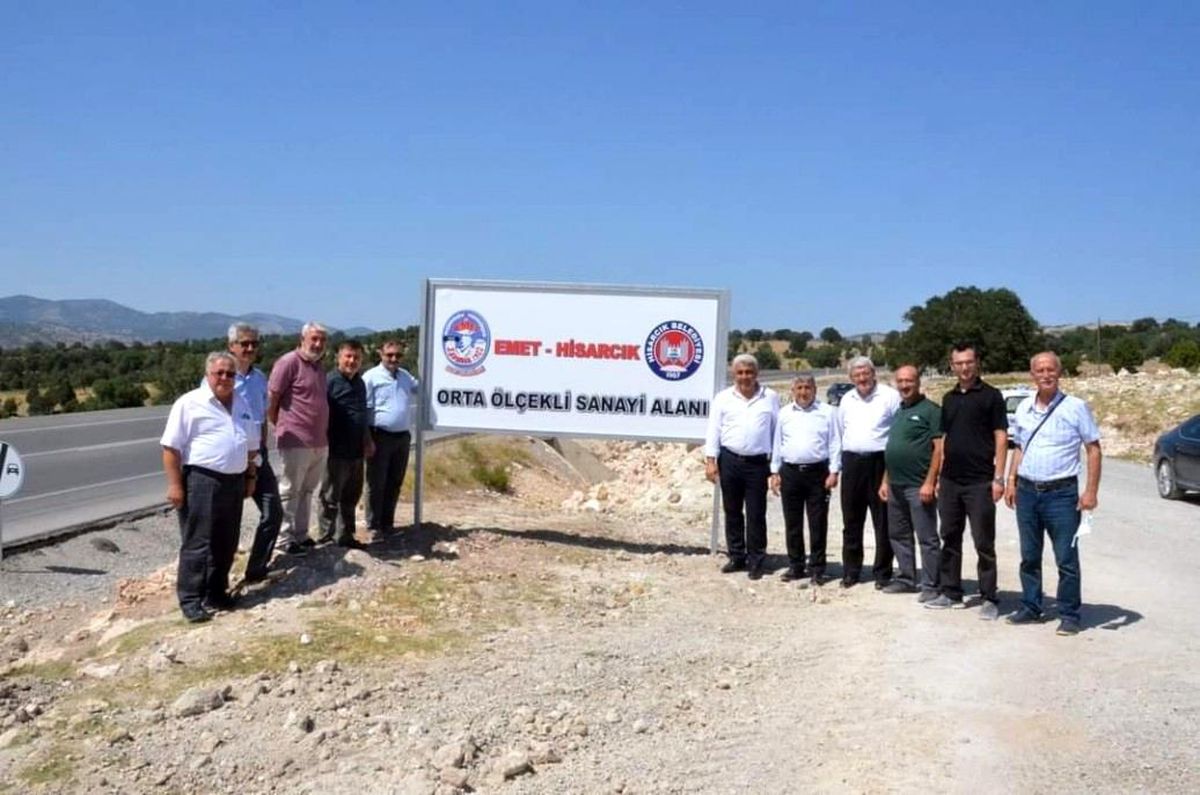 Çankırı ekonomi haberleri... Emet-Hisarcık Orta Ölçekli Sanayi Bölgesinde ilk kazma vuruldu
