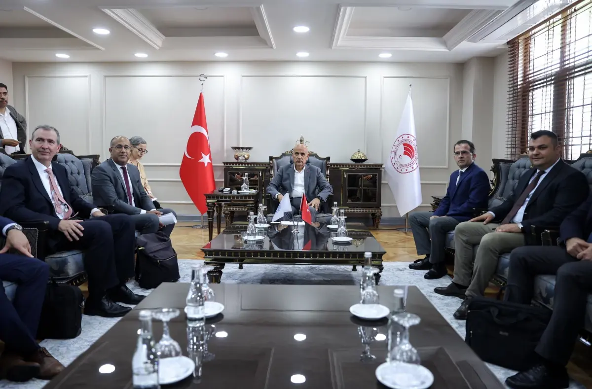 Tarım ve Orman Bakanı Kirişci, Dünya Bankası Direktörü Sameh Wahba ile görüştü
