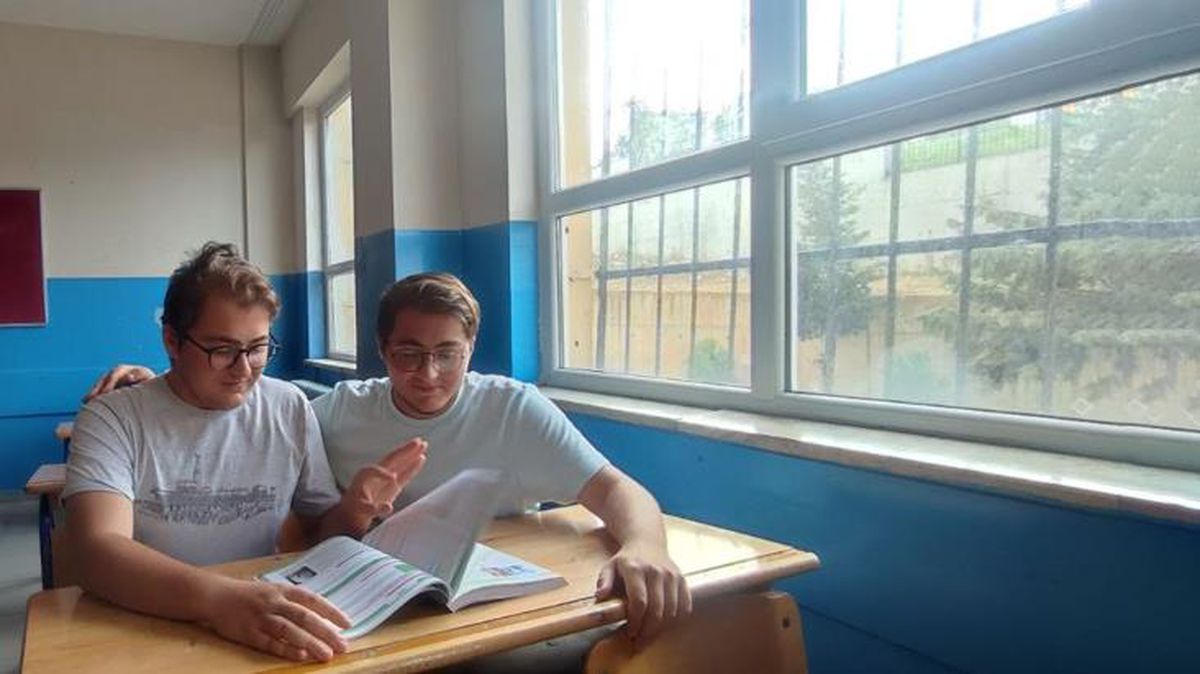 Tek yumurta ikizleri YKS'de imkansız denileni başardı! Aynı puan, aynı şehir, aynı üniversite