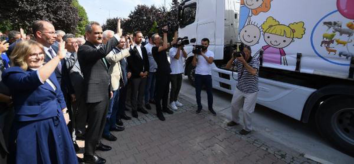 Bakan Özer 136 milyon yardımcı kaynağı öğrencilerimize ulaştırıyoruz TAMAMI FTP'DE