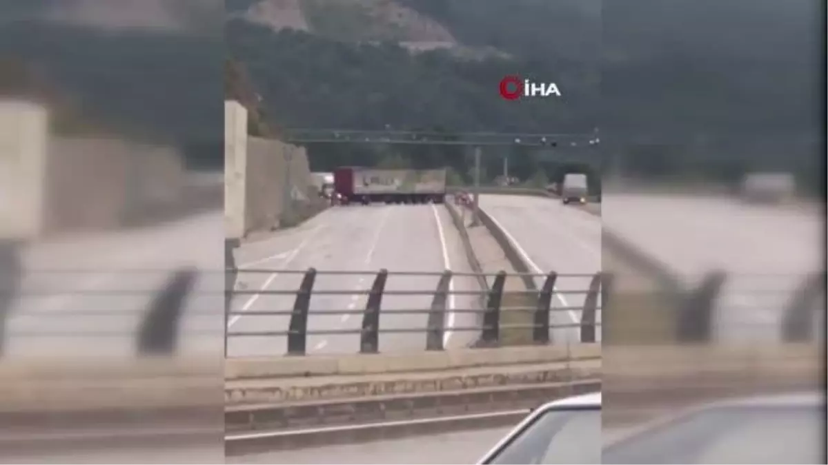 Son Dakika | Bursa'da yağmur kazayı beraberinde getirdi