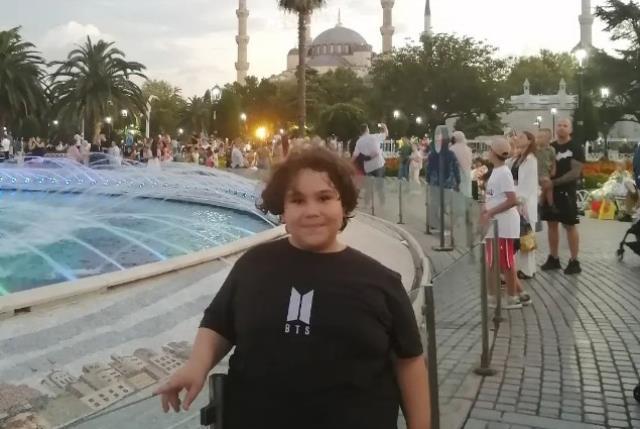 Çocuktan Al Haberi'nin fenomen yarışmacısı Efe Koçyiğit, son haliyle dikkat çekti