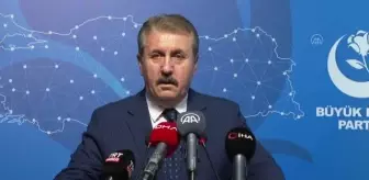 Destici: 'Malazgirt zaferiyle birlikte Anadolu'nun kapıları tamamen Müslüman Türklere açılmış oldu'