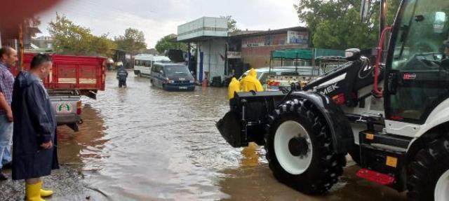 İzmir haberleri! İZMİR'DE SAĞANAK ETKİLİ OLDU