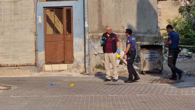 Kahvede arkadaşlarıyla oturan komşusuna kurşun yağdıran yaşlı adam: Bana ne öldüyse Kahvede arkadaşlarıyla oturan komşusuna kurşun yağdıran yaşlı adam: Bana ne öldüyse