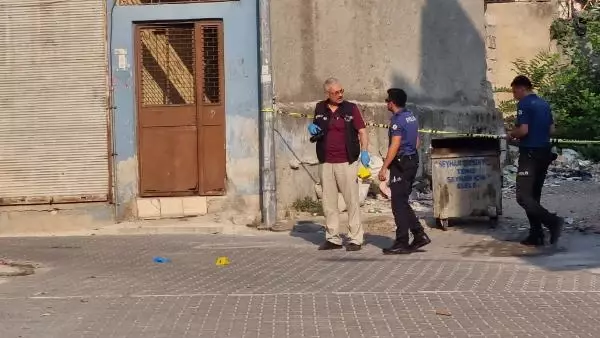 Kahvede arkadaşlarıyla oturan komşusuna kurşun yağdıran yaşlı adam: Bana ne öldüyse Kahvede arkadaşlarıyla oturan komşusuna kurşun yağdıran yaşlı adam: Bana ne öldüyse