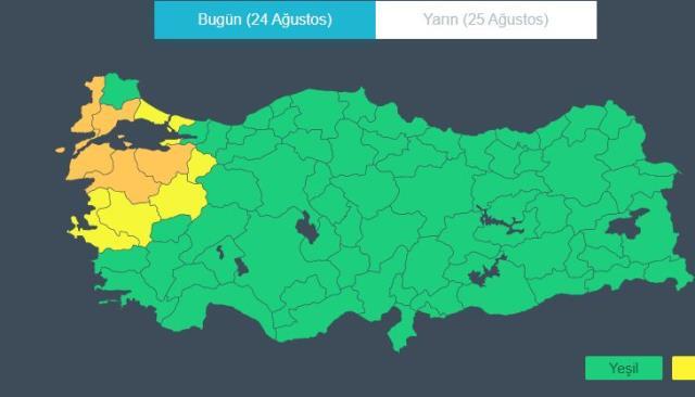 Marmara ve Ege'de 8 ilde sağanak, 4 ilde ise yağan dolu hayatı olumsuz yönde etkiledi
