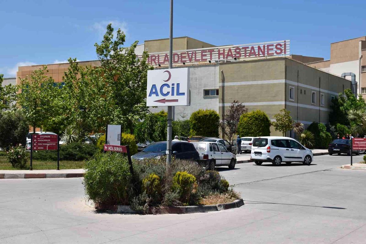 İzmir haberleri: İzmir'de denize giren genç kız boğuldu