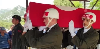 Son dakika haberleri! Baraj gölüne düşerek hayatını kaybeden askerin cenazesi toprağa verildi