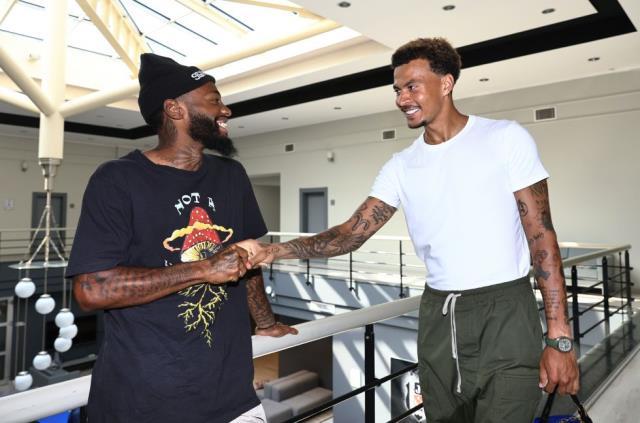 Beşiktaş'ın dünyaca ünlü yeni transferi Dele Alli gördüklerine inanamadı: Muhteşem bir şey bu